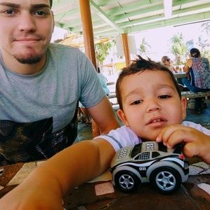 Meet your Posher, Kenneth